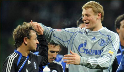 弗赖堡的球 弗赖堡的球