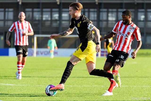 三足鼎立甚 三足鼎立甚