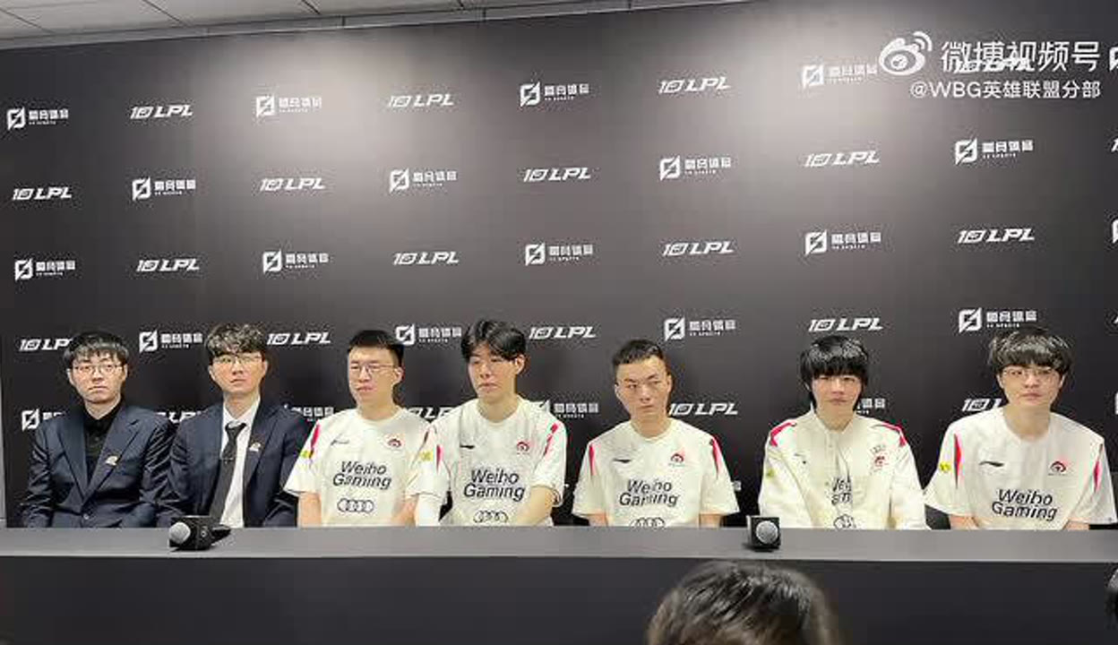 足球比赛 足球比赛